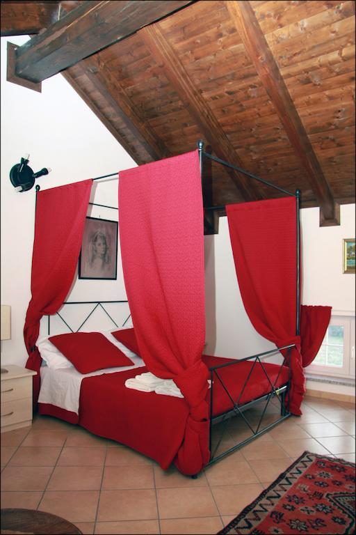 Villa Sassi Ac Alessandria Bilik gambar